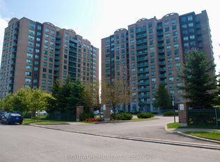 11 Oneida Cres #310, Richmond Hill, ON L4B 0A1