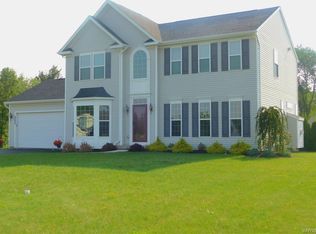 6296 Rebecca Rd, Lockport, NY 14094