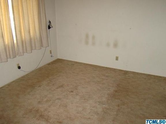 3rd image of 3355 E Stapp Ave