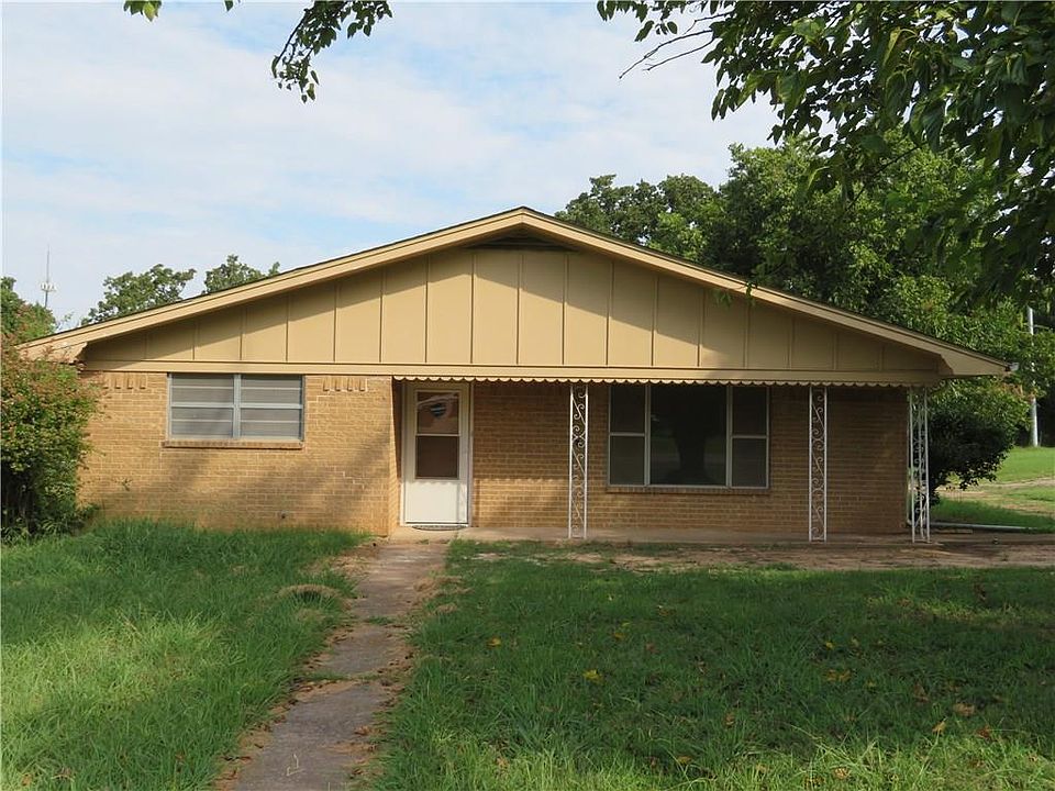 1st image of 156 Edwards Dr
