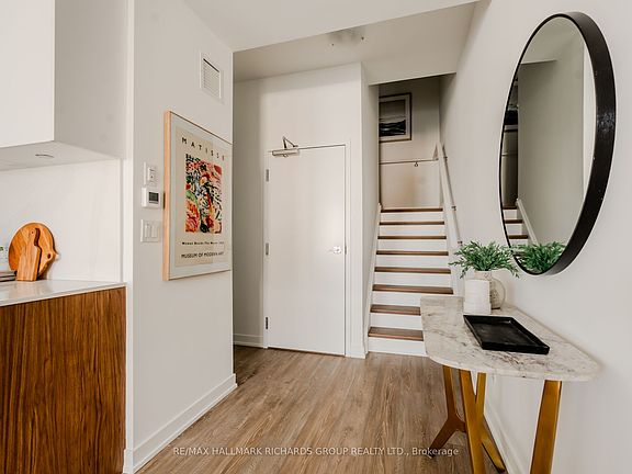 2nd image of 35 Birchcliff Ave #35