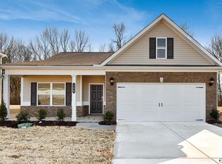 28720 Logan Oaks Dr, Harvest, AL 35749