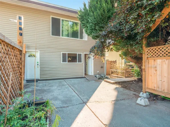 2595 2nd Ave, Pt Alberni, BC V9Y 2A2