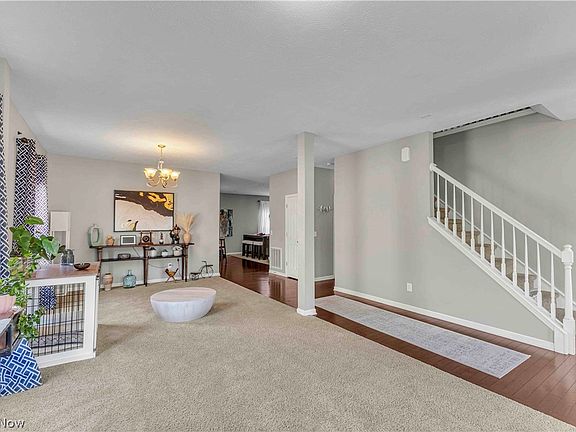 4th image of 9029 Franklin Dr