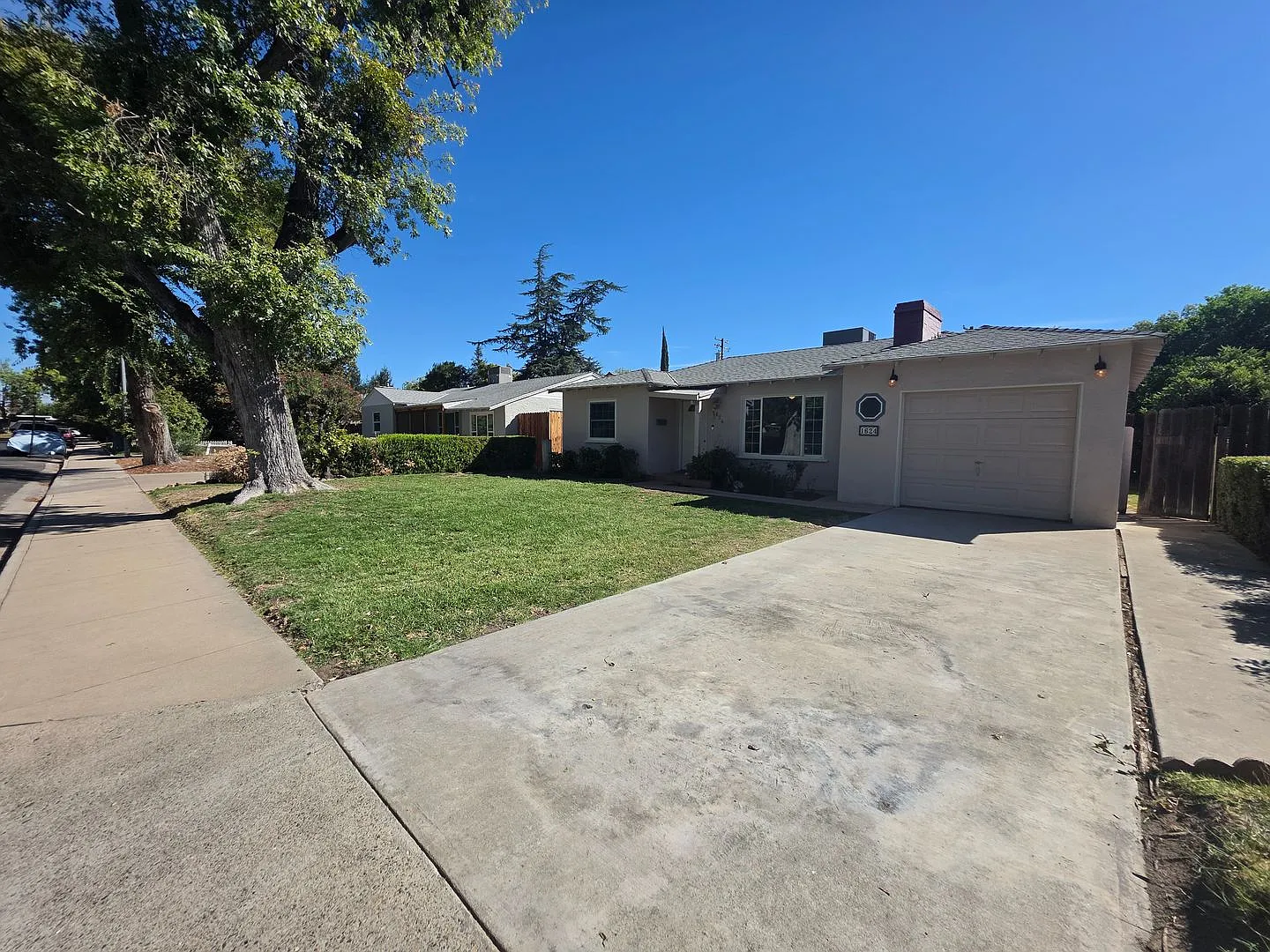 Charming 2-Bedroom Home in Modesto! — Photo 3