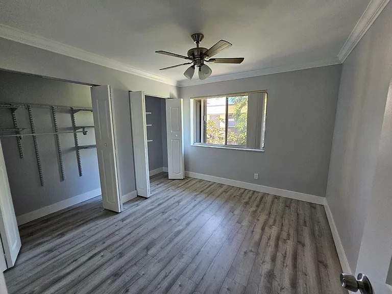 2148 Sherwood Forest Blvd #4 — Photo 22