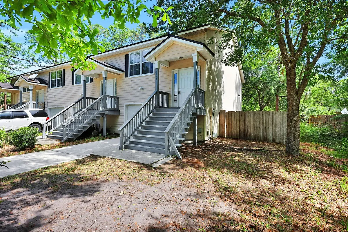 Building Photo - 8325 Homeport Ct