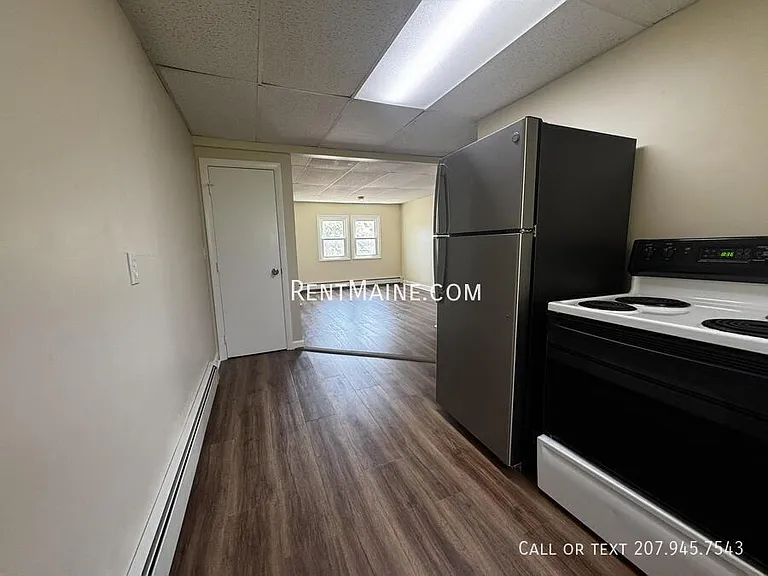 114 Riverside Dr #5 — Photo 4