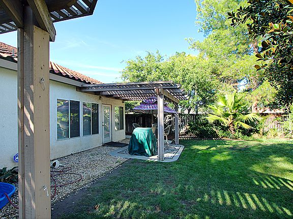 4th image of 25654 Sierra Leone Ct