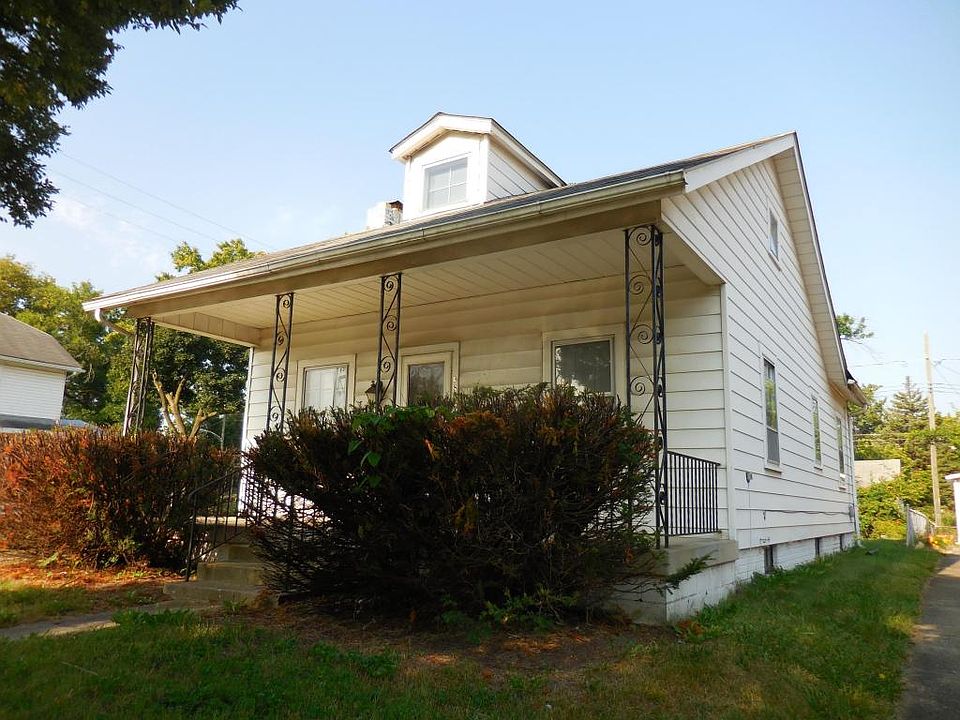 1st image of 385 Highland Ave
