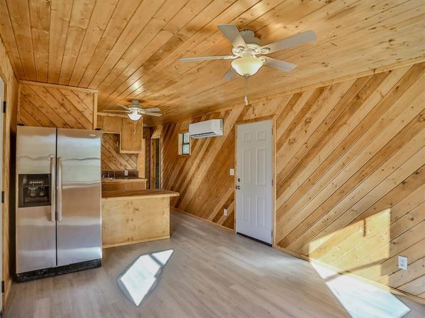 104 Lukfata St, Broken Bow, OK 74728