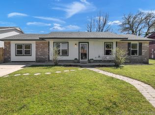 1108 E 144th Pl, Glenpool, OK 74033