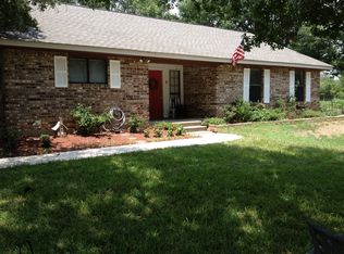 2299 Leamon Ln, Franklin, TX 77856