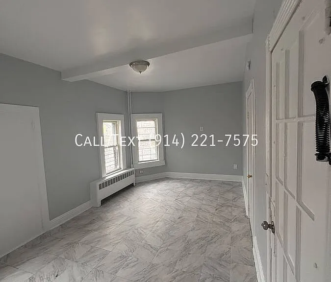 162 Waverly St #2 — Photo 11
