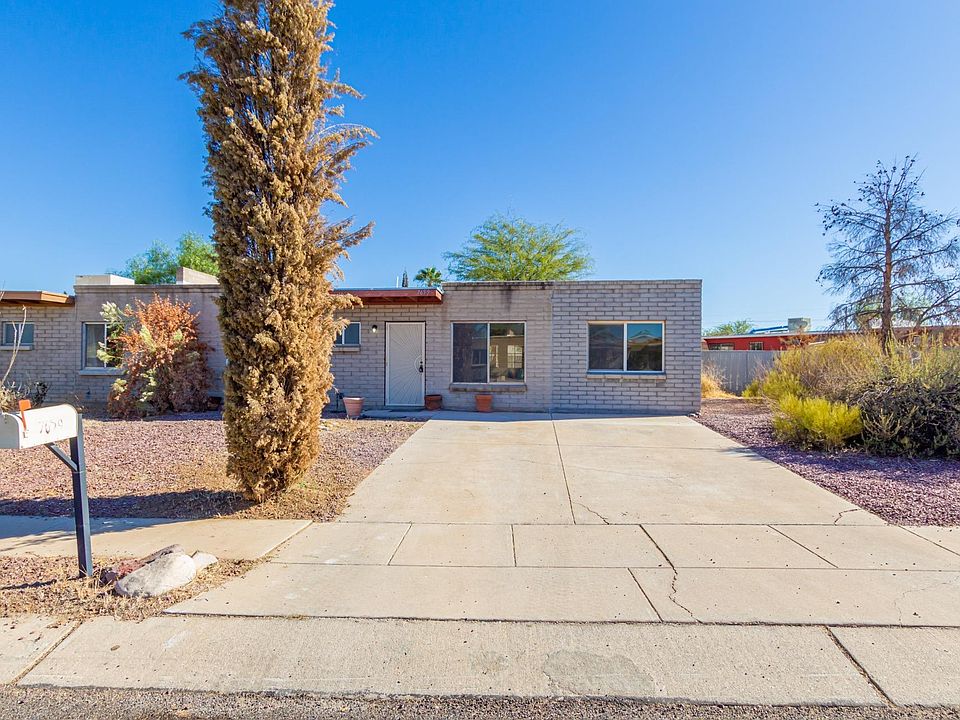 1st image of 7659 E Queen Palm Cir