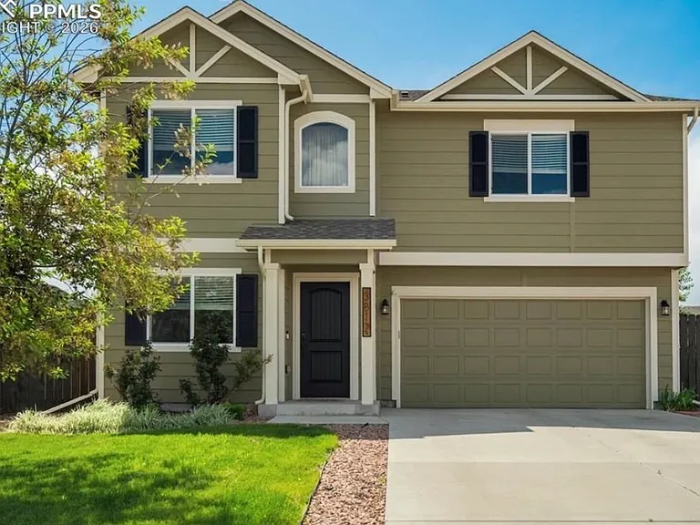 3812 Chia Dr — Photo 2