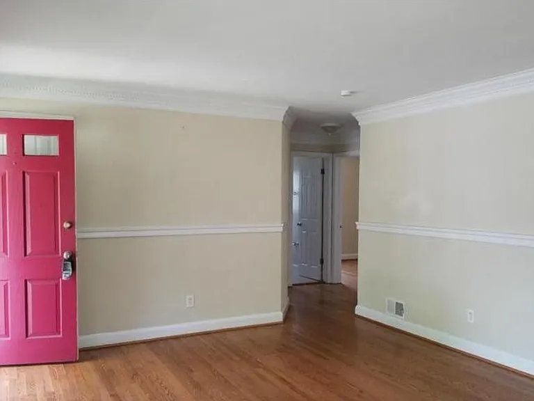 5021 Geronimo St — Photo 2