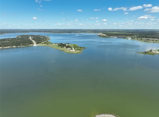 117 N Lakeway Dr, Comanche, TX 76442