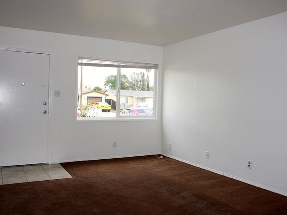 5th image of 2095 Jamaica Way