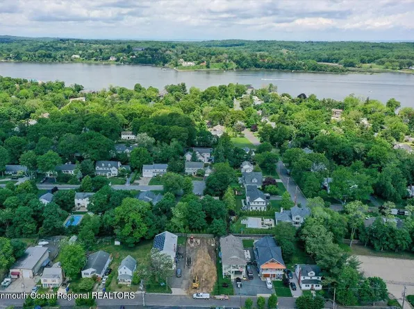 69 Navesink Avenue, Fair Haven, NJ 07704
