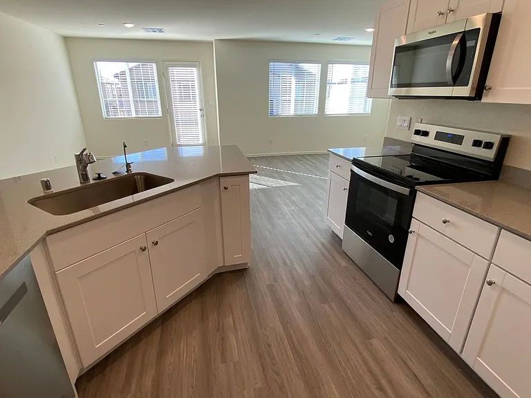 7850 Aurora Sky St #1 — Photo 19