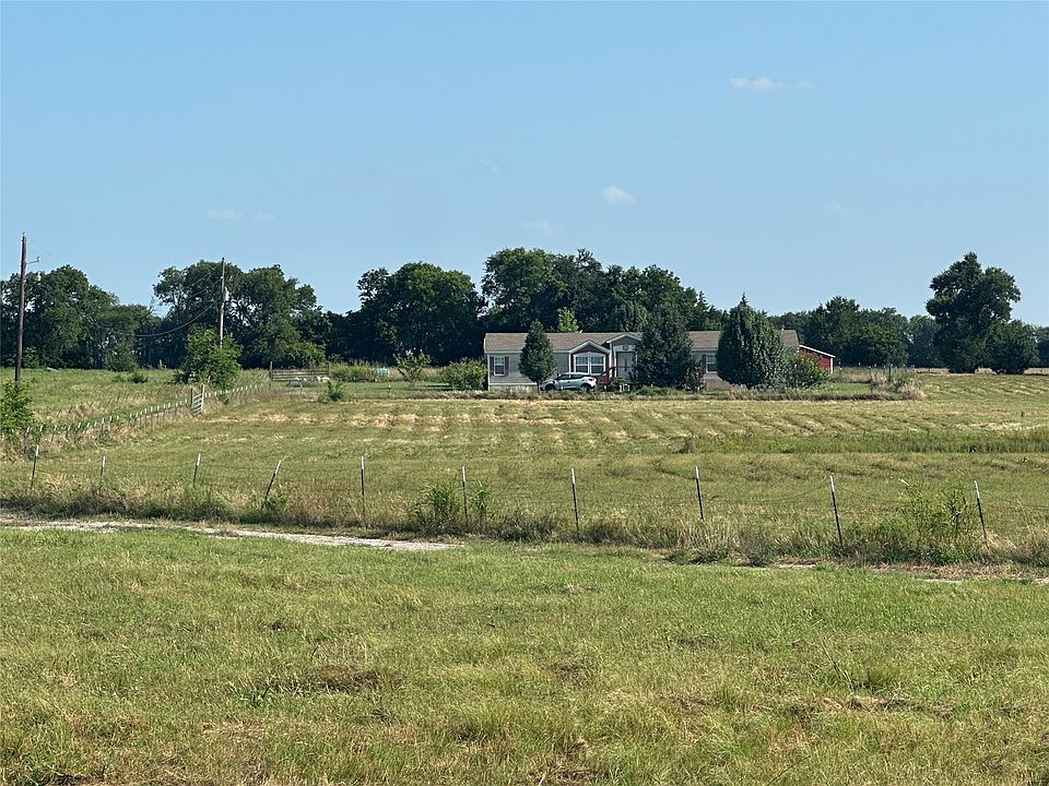 1st image of 827 County Road 699