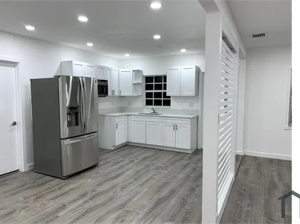 168 W 45th St, Hialeah, FL 33012