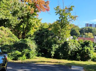 342 Shaler Blvd #1, Ridgefield, NJ 07657