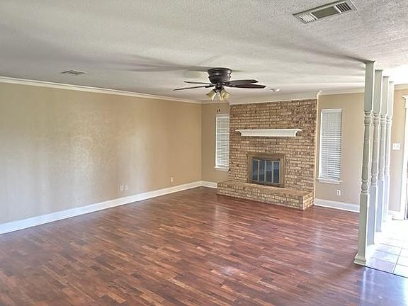 3rd image of 1211 Georgia St