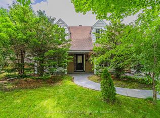 3319 Kodiak St, Ottawa, ON K1V7S7