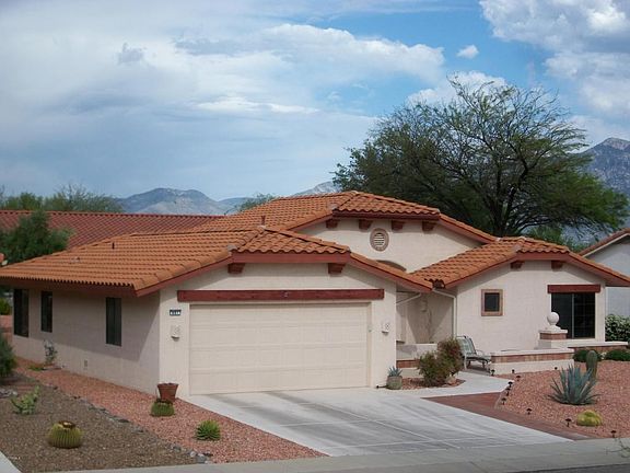 3rd image of 881 E Desert Glen Dr