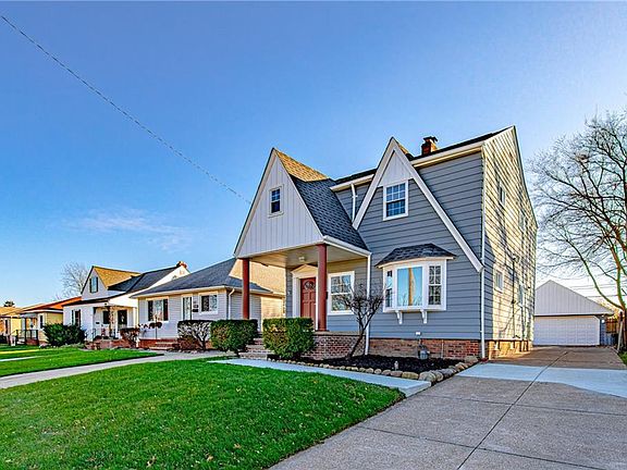 2nd image of 3407 Park Dr