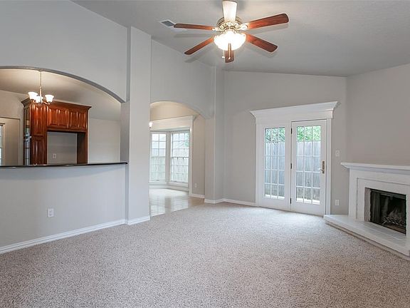2nd image of 3203 Forest Creek Dr