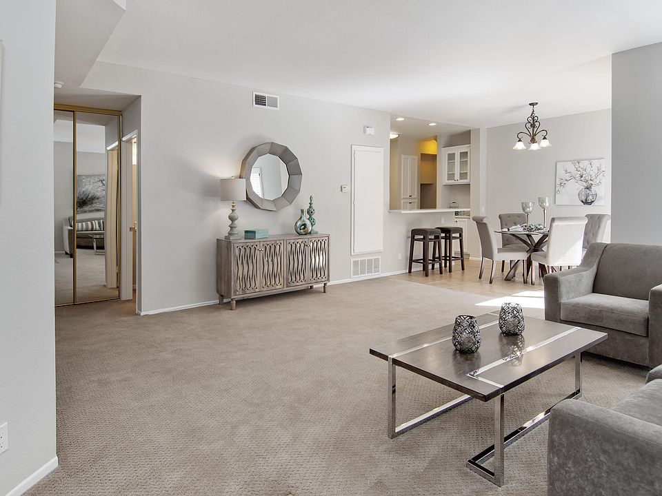 1st image of 532 Via Colinas