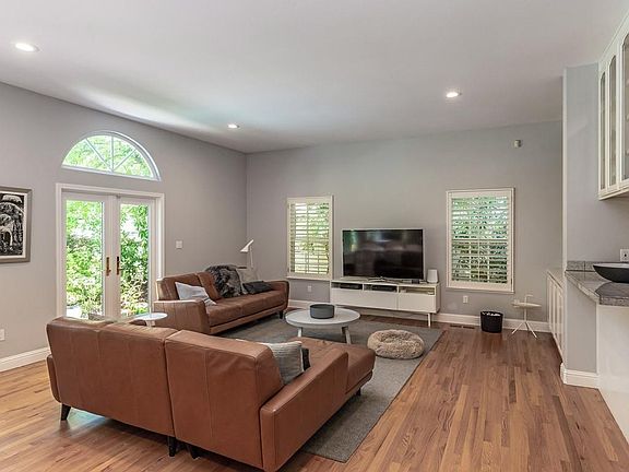 5th image of 16161 Blossom Hill Rd