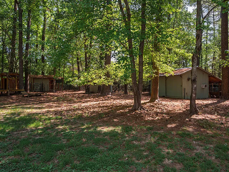 7 Twin Lakes Dr — Photo 44