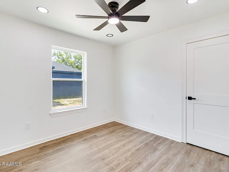 142 Racca Rd — Photo 1