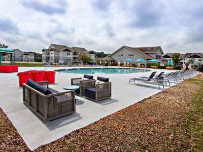 190 University Village Dr APT D, Central, SC, 29630