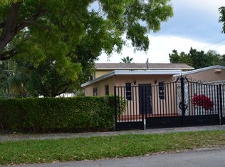 9750 SW 55th St, Miami, FL 33165