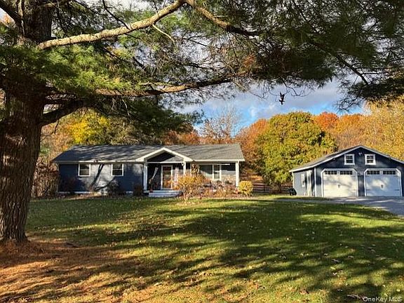 3rd image of 71 Frost Road