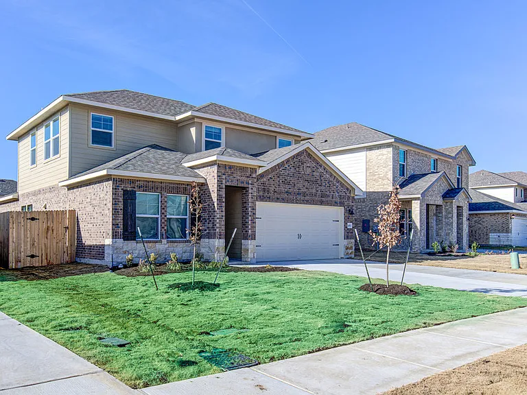 14513 Heartland Dr — Photo 1