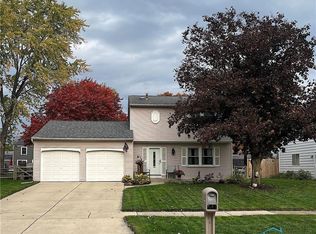 140 Southwood Dr, Perrysburg, OH 43551