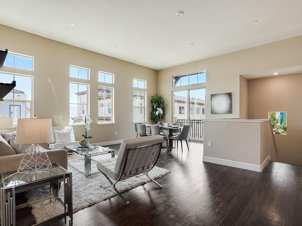 1st image of 186 William Manly St Unit 6