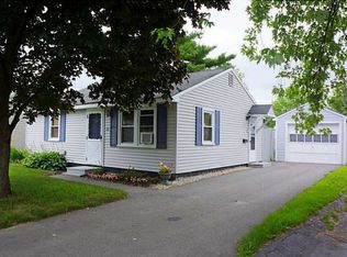 33 Brewster St, Bangor, ME 04401