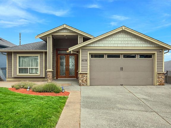 2nd image of 4576 Laguna Way