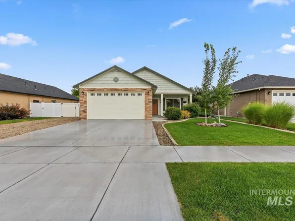 207 E McKinley St, New Plymouth, ID 83655