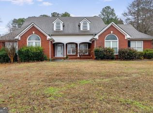 1650 Ozora Rd, Loganville, GA 30052