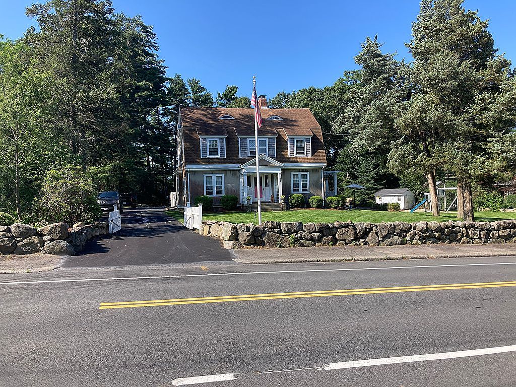 196 Columbian St, Weymouth, MA 02190 Zillow