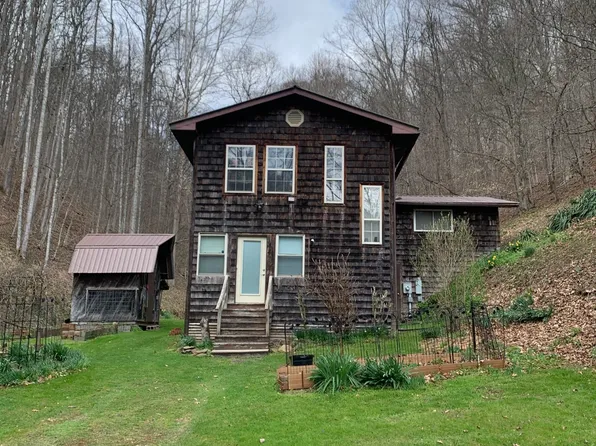 615 Riggins Run, West Union, WV 26456