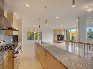 511 33rd Ave S, Seattle, WA 98144